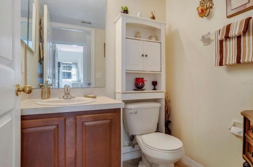 6 Flatfish Dr, Kissimmee FL  34759-4850 exterior