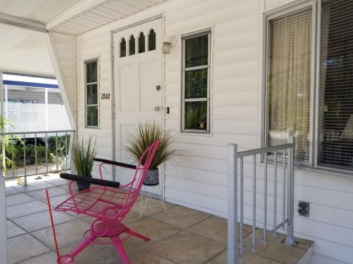 3540 Kauna Point Dr, Tarpon Springs, FL 34691-3214