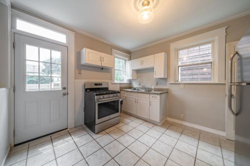 621 Delmar Pl, Covington, KY 41014-1457