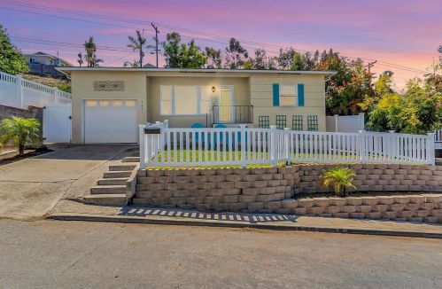 7251 Princeton Ave, La Mesa, CA 91942-8715