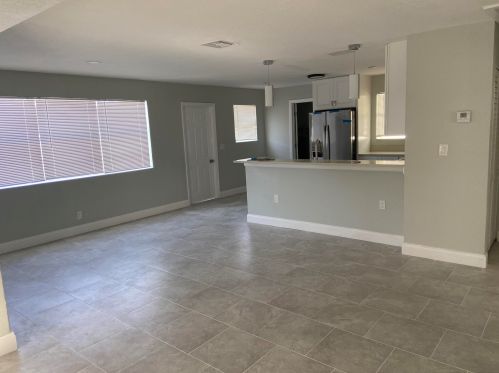 225 3rd Ave, Boynton Beach, FL 33435-4526