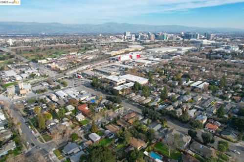 801 Taylor St, San Jose CA 95112-1654 exterior