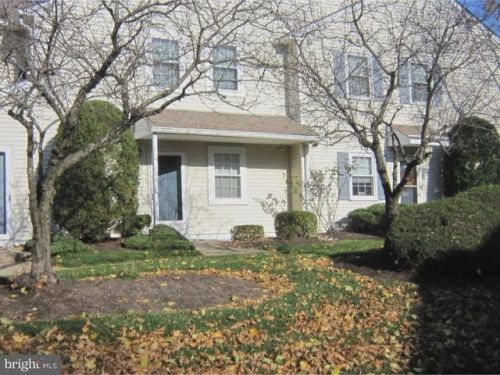 503 Steamboat Sta, Southampton, PA 18966-4172