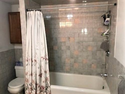 6 Winter Ave, Taunton MA 02780-1941 exterior