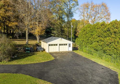 637 Route 308, Rhinebeck NY  12572-3410 exterior