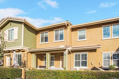 3071 Torrey Pine Ln, Orange, CA 92865-5005