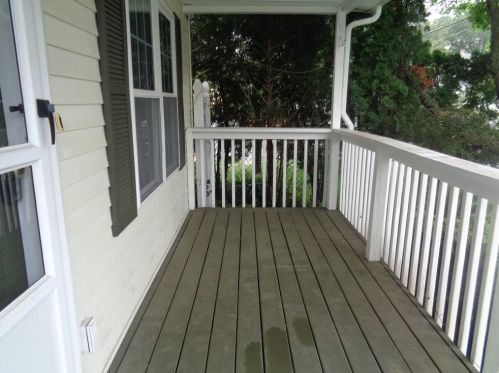 66 Hazard Ave, Warwick RI  02889-9404 exterior