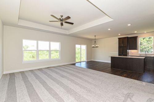 637 Annecy Park Cir, Waterford WI  53185-4262 exterior