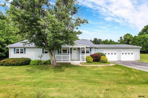2359 Pumping Station Rd, Charnita, PA 17320-9268