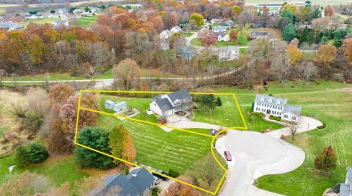 550 Spring Valley Dr, Zanesville OH  43701-0805 exterior