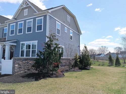 165 Peter Ln, Gilbertsville, PA 19525