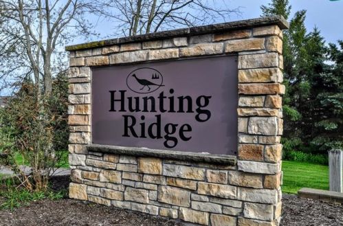 2457 Brookledge Rd, Bridgeville PA  15017-1623 exterior