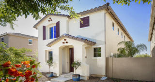 2566 73rd Dr, Phoenix, AZ 85035-3259