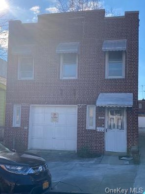 1034 226th St, Bronx, NY 10466-4816