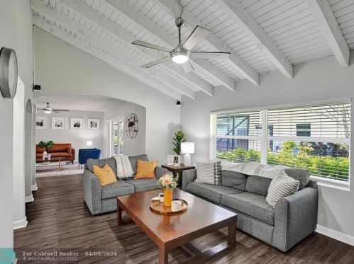 21199 Escondido Way, Boca Raton FL  33433-2507 exterior