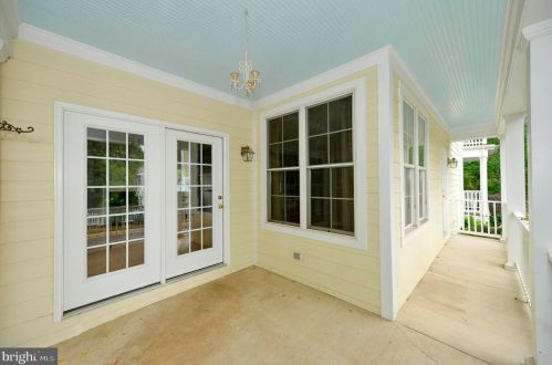 153 Amalfi Ct, Purcellville VA  20132-5816 exterior