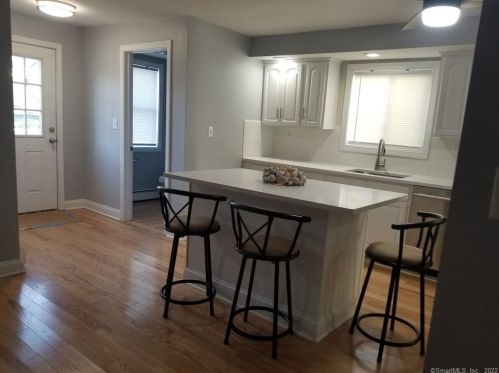 112 Naugatuck Ave, Milford CT  06460-6036 exterior