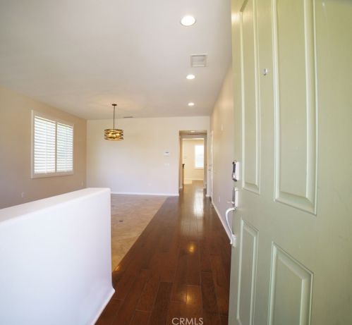 27528 Weeping Willow Dr, Santa Clarita, CA 91354-4933