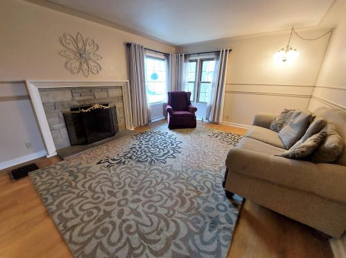 6027 Lake Dr, Cudahy WI  53110-3126 exterior