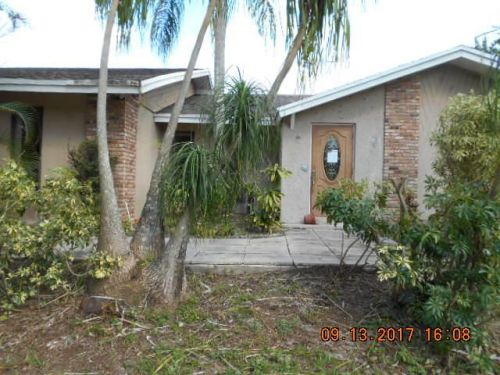 3760 Learwood Dr, Town Of Loxahatchee Groves, FL 33470-2434