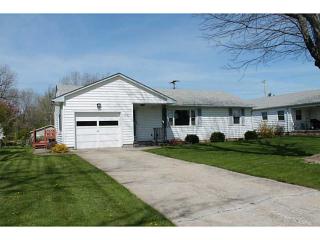 213 Hillcrest Ct, Sidney, OH 45365-9702