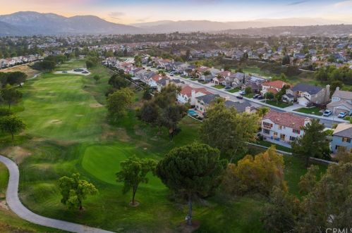 33260 Embassy Ave, Temecula CA  92592-1362 exterior