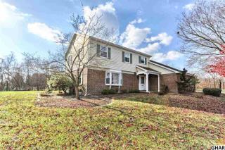 103 Thistledown Dr, Hummelstown, PA 17036-9513