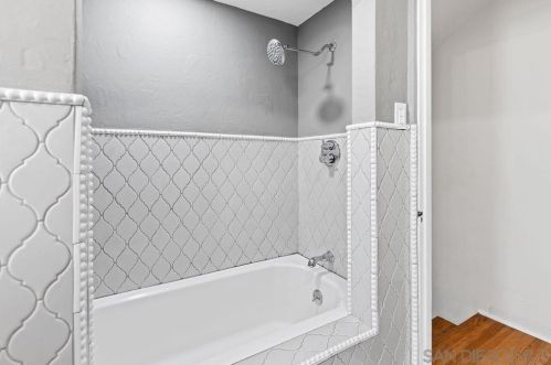 3221 Dumas St, San Diego CA  92106-1311 exterior