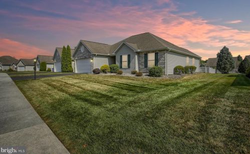 46 Burwick Dr, Navy Sup Dpt, PA 17050-7998