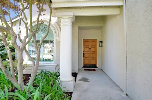1550 Seville Dr, Morgan Hill, CA 95037-7046