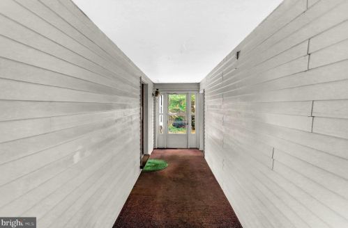 822 Broadway, Hanover PA  17331-2015 exterior