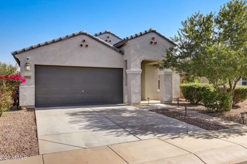 2912 Taylor Ln, Casa Grande, AZ 85122-5873