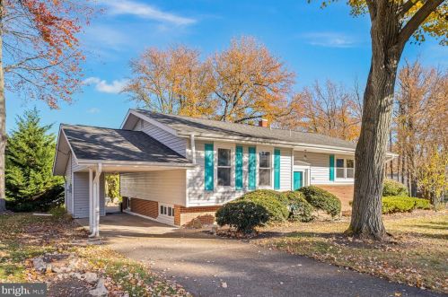 1407 Emory Rd, Wilmington, DE 19803-5151