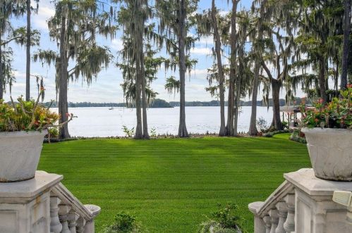 155 Oakleigh Ln, Maitland FL  32751-5838 exterior