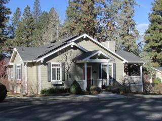 1805 Berg Way, Bend, OR 97701-4270