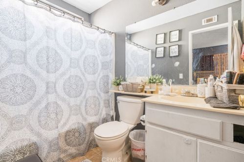 743 Mariner Dr, Perris CA  92571-3822 exterior