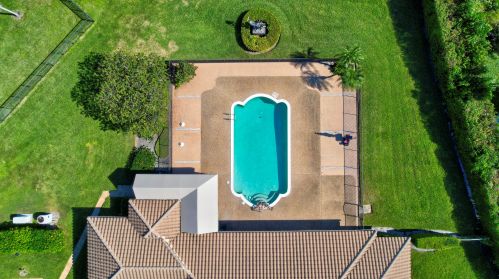 5215 Estates Dr, Delray Beach FL  33445-4385 exterior