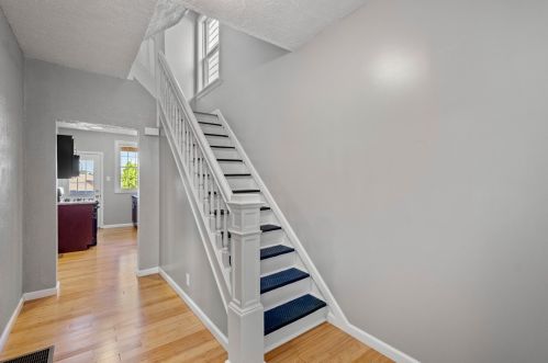 636 Griffin St, Pittsburgh, PA 15211-2221