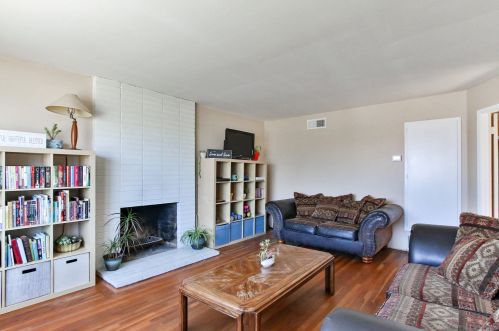3633 Ben St, San Diego, CA 92111-4212