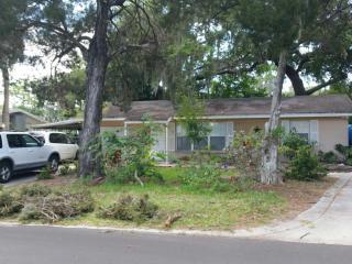 1704 58th Avenue Dr, Bradenton, FL 34207-3936