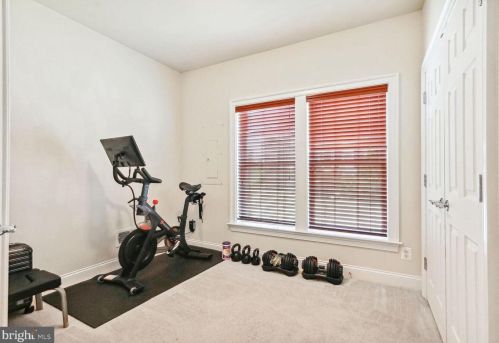 502 Red Raspberry Ter, Leesburg VA 20175-5427 exterior