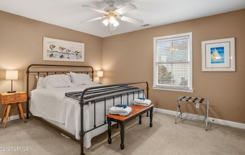 1305 Broad St, Beaufort SC  29902-6373 exterior