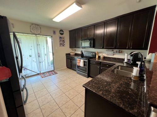 1630 Perennial Ln, Richmond, TX 77471-6430