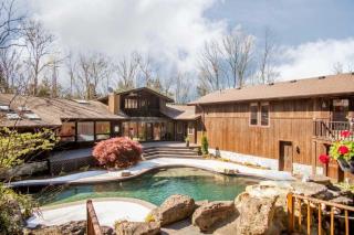 1061 Ridgecrest Dr, Goodlettsville, TN 37072-3621