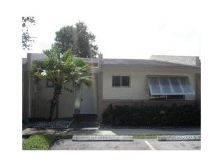 2408 37th Ave, Hollywood FL  33021-3605 exterior