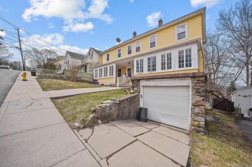 68 Belleview Ave, Crotonville, NY 10562-4325