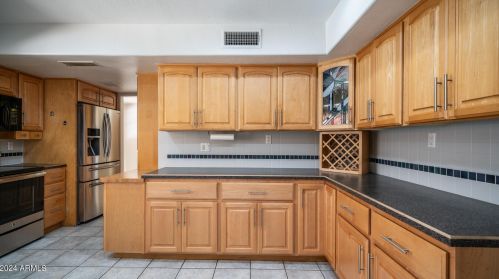 6001 Friess Dr, Scottsdale AZ  85254-3117 exterior