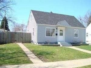 6214 44th Ave, Kenosha WI  53142-3230 exterior