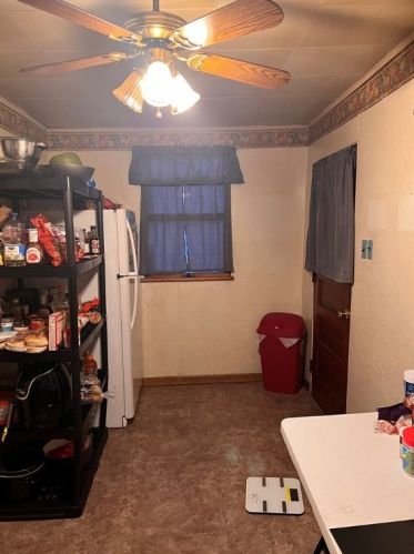 247 Elm St, Vandergrift, PA 15690