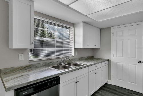 724 Spicewood Dr, Lakeland, FL 33801-7511
